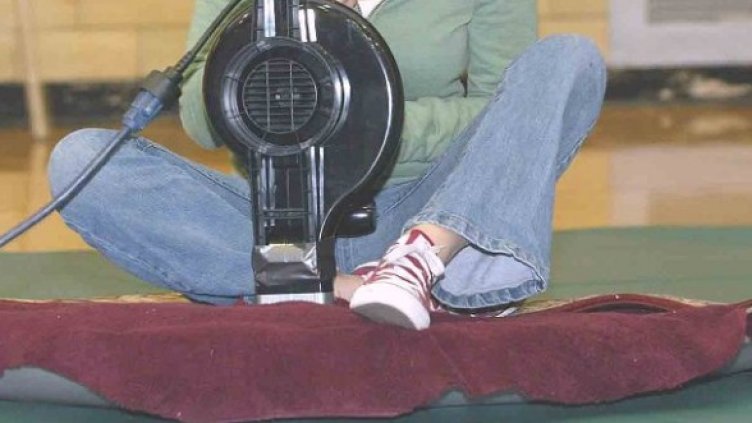 Един от първите опити за създаване на летящо килимче през 2008 г. в университета в Принстън. Снимка: princeton.edu