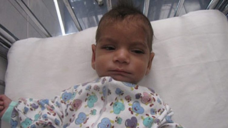 Изоставеното момченце. Снимка: МВР