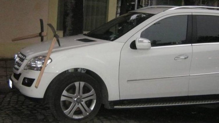 Колата с кирките. Снимка: ОДМВР Бургас