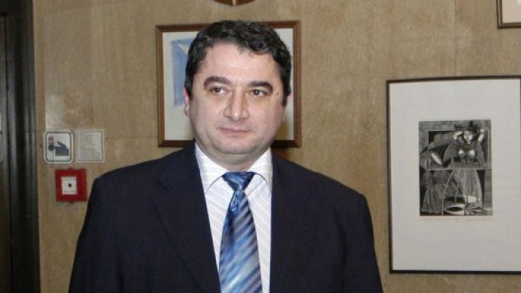 Емануил Йорданов, кандидат за вицепрезидент, издигнат от Съюза на десните сили. Снимка: Архив, Булфото