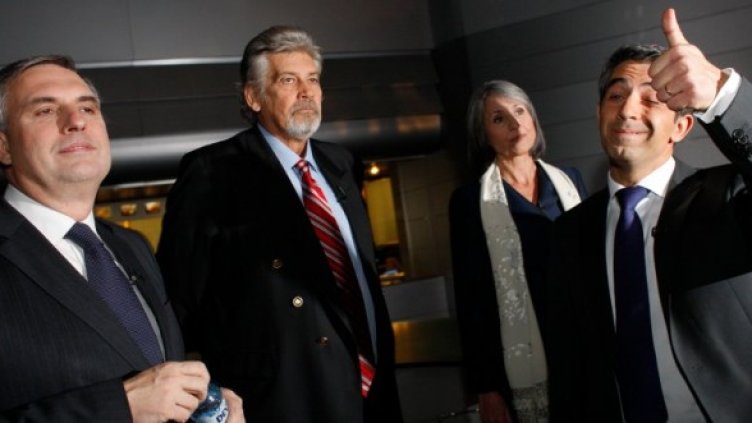 Колаж: Dnes.bg
Снимка: Reuters
Снимка: Reuters