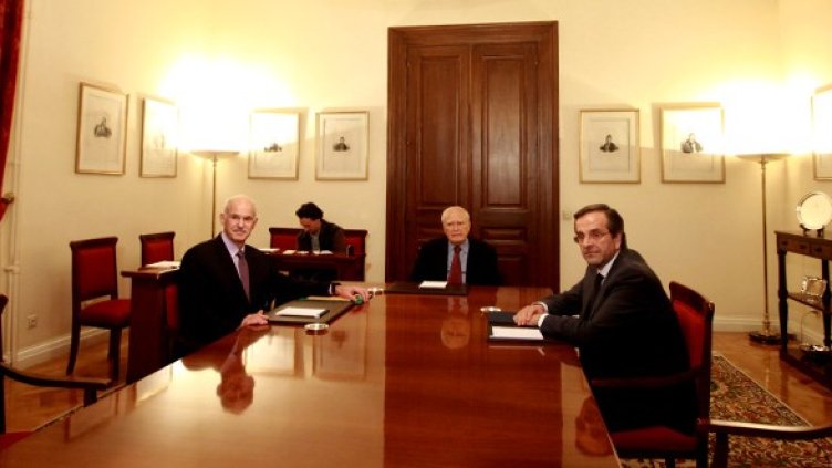 Георгиос Папандреу, Каролос Папуляс и Андонис Самарас. Снимка: Reuters