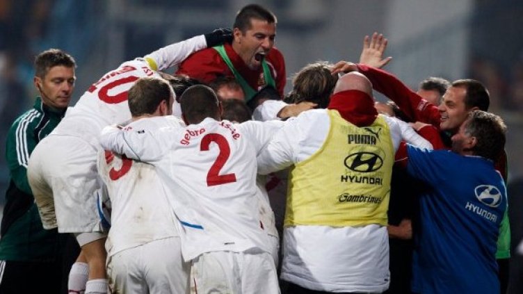 Радост в отбора на Чехия след победата над Черна гора. Снимка: Reuters