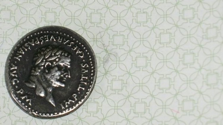 Монетата. Снимка: Агенция "Митници"