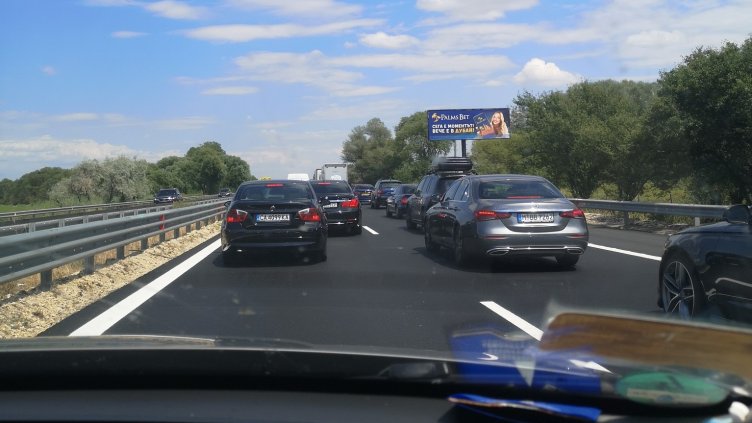 Пътят към морето е блокиран, катастрофите на АМ "Тракия" са поне пет 