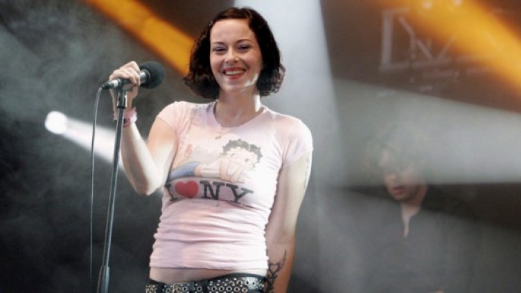 Анеке на последния концерт като вокалист на The Gathering през 2007 г. Снимка: Reuters