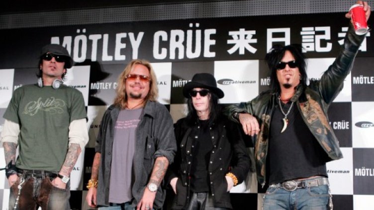 Ще просъществува ли Motley Crue след февруари 2012-та? Снимка: Reuters