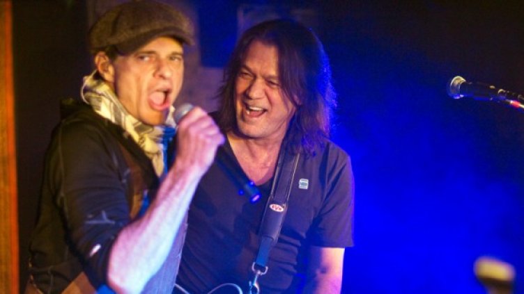 Дейвид Лий Рот и Еди Ван Хален. Снимка: Reuters