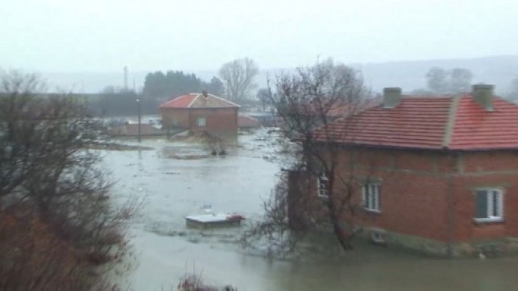 Село Бисер под вода 