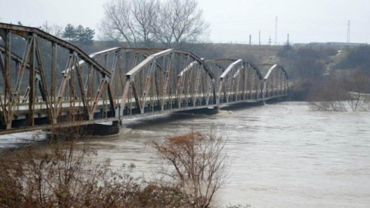 Препълнената Марица. Снимка: Булфото