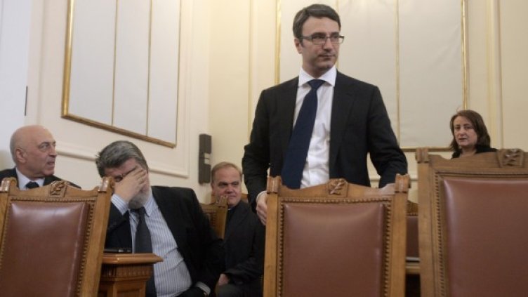 Скандалът стана при изслушването на министрите Трайков и Рашидов в НС. Снимка: БТА