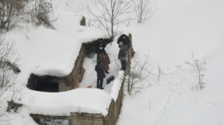 Старата постройка, където бе открит трупа. Снимка: Dnes.bg