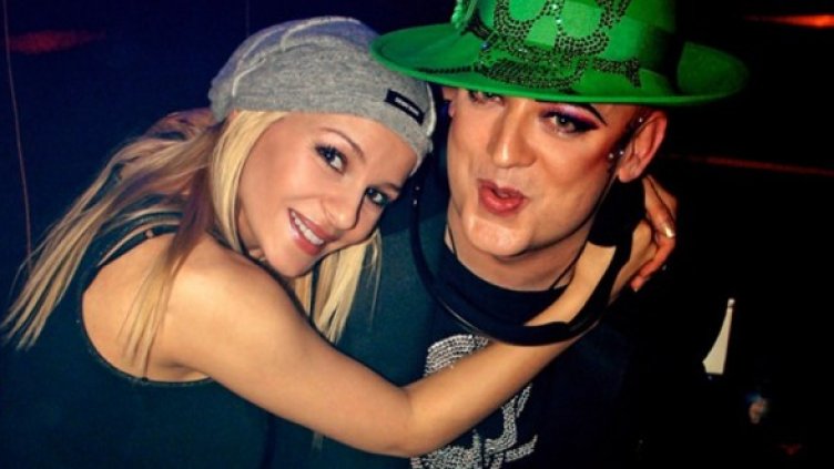 Десислава с Бой Джордж. Снимка: ПР