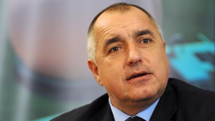 Борисов запушва пробивите в държавата като опълченец. Снимка: БТА