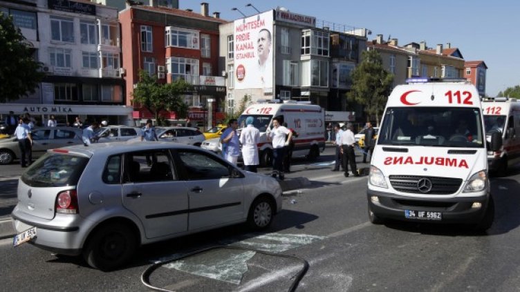 Взрив избухна в Истанбул пред централата на управляващата партия. Снимка: архив, Reuters