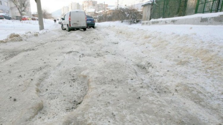 Джолотов се хлъзнал на леда и е в болница. Снимка: архив, БТА