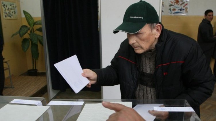 Трябва да се преразгледат избирателните списъци. Снимка: Impact press group