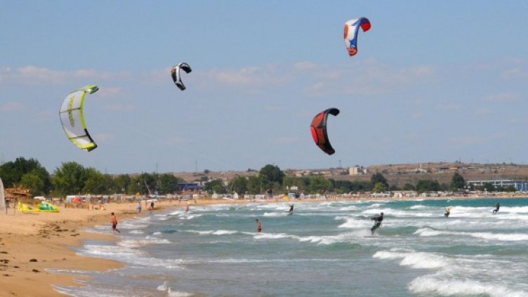 Чуждите туристи асоциират България със слънце и море, рози, ски туризъм и Бербатов. Снимка: архив, Булфото