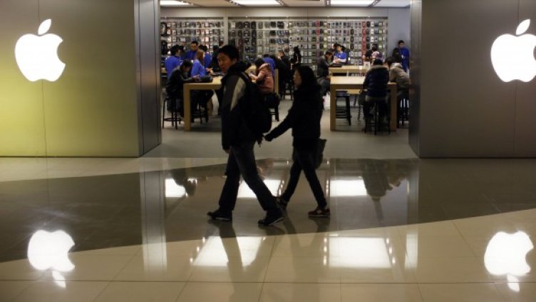 Магазин на Apple в Шанхай. Снимка: Reuters