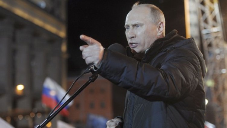 Путин на площада след края на изборния ден в Русия. Снимка: Reuters