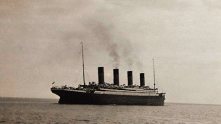 Тази снимка е смятана за последната на &bdquo;Титаник&ldquo;, направена при потеглянето на кораба от Куинстоун за Ню Йорк. Снимка: Reuters