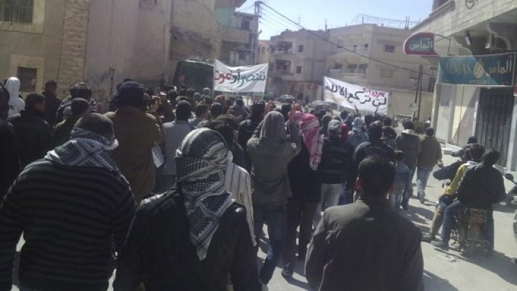 Протестите срещу президента Асад продължават. Снимка: Reuters