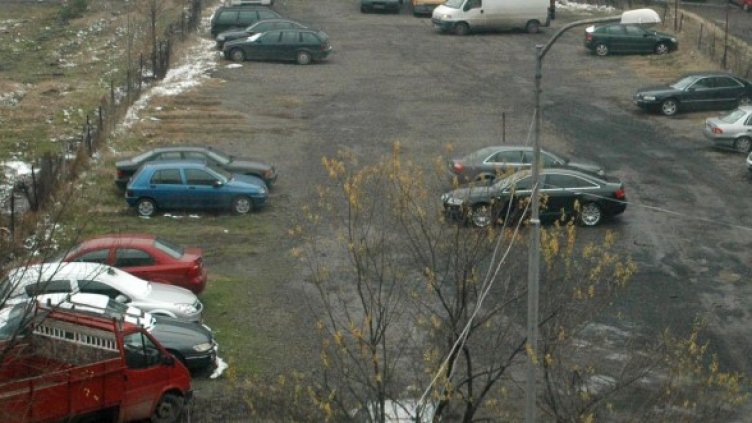 Автоапашите са в групи от поне 4-ма души, които набелязват плячката. Снимка: Булфото