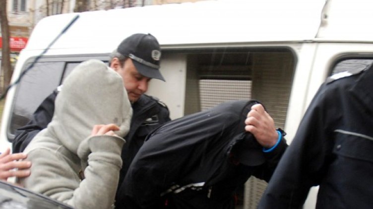 Тримата задържани мъже са криминално проявени. Снимка: Архив Булфото