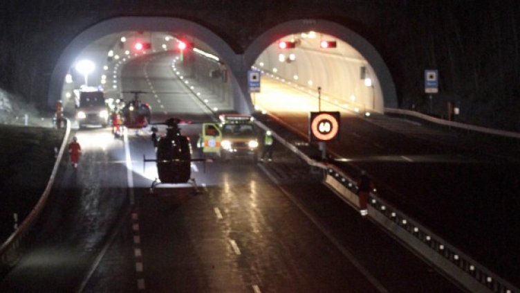 28 души загинаха при автобусната катастрофа в Швейцария. Снимка: архив, Reuters