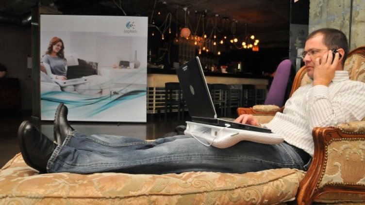 Според Асбис българският IT пазар ще спадне и през 2012 г. с поне 15% Снимка: Булфото