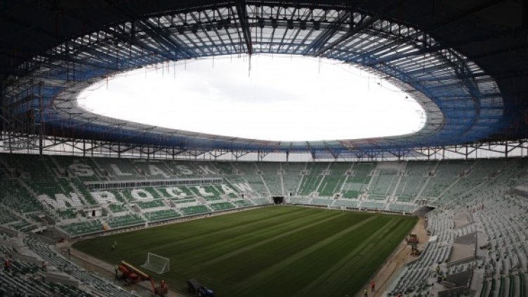 Стадионът във Вроцлав, който ще приеме мачове от Евро 2012. Снимка: Reuters