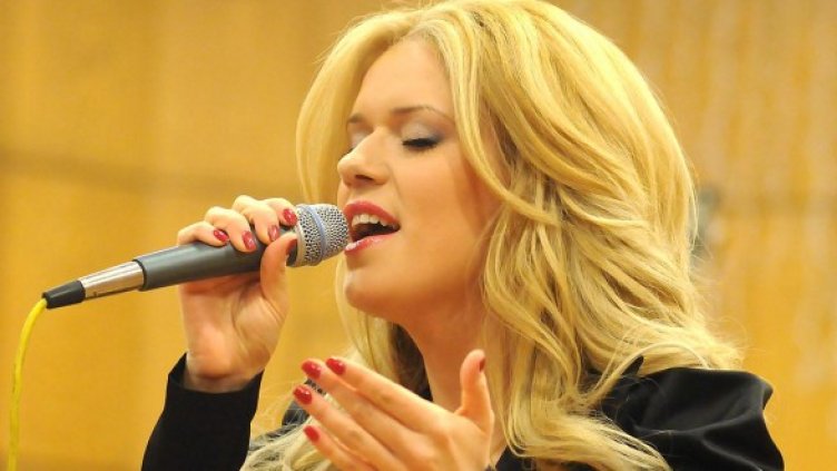 Нели Петкова пробива в испанските радиостанции, Снимка: Булфото