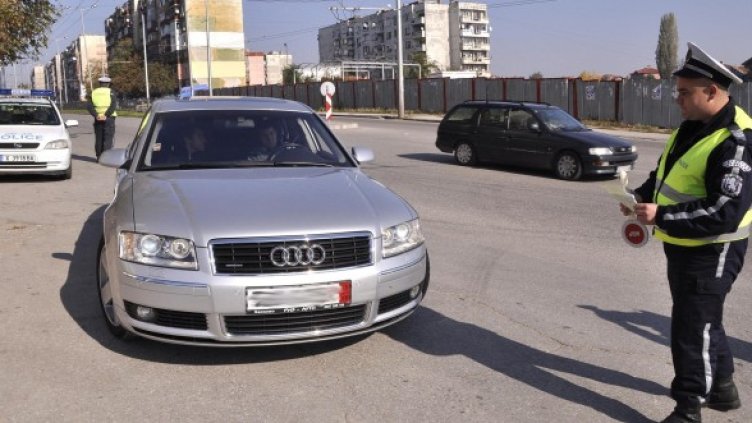 330 души са глобени за пътуване без колан. Снимка: Архив Булфото