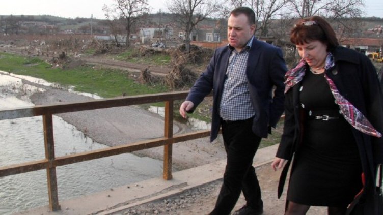 Мирослав Найденов посети село Бисер. Снимка: Impact Press Group