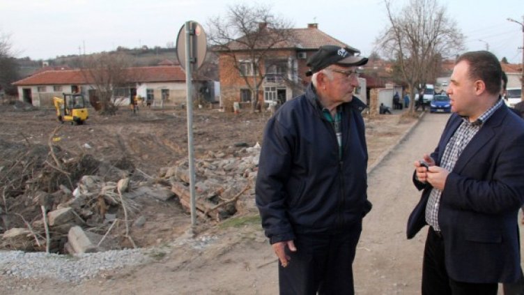 Кампанията на БЧК в полза на пострадалите райони продължава до края на март. Снимка: Impact Press Group