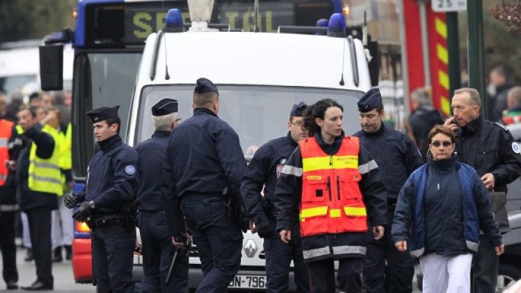 300 полицаи обсадиха убиеца от Тулуза. Снимка: БТА