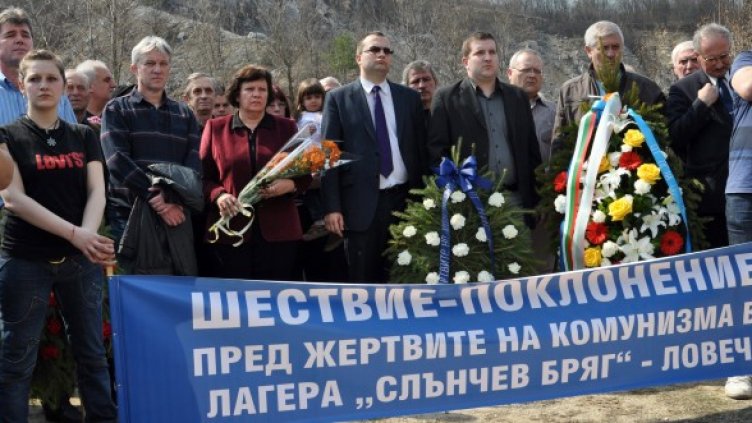 Мартин Димитров по време на поклонението. Снимка: БТА