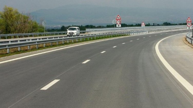 Пътищата от републиканската пътна мрежа са проходими. Снимка: архив Булфото