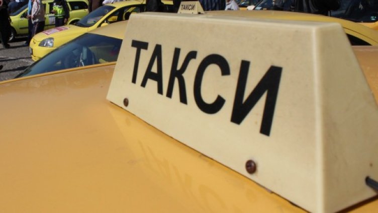 Таксито е карало бързо. Снимка: Impact press group