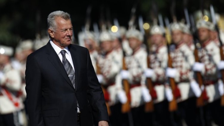 Пал Шмит при посещението си в София, септември 2011 г. Снимка: архив, Reuters