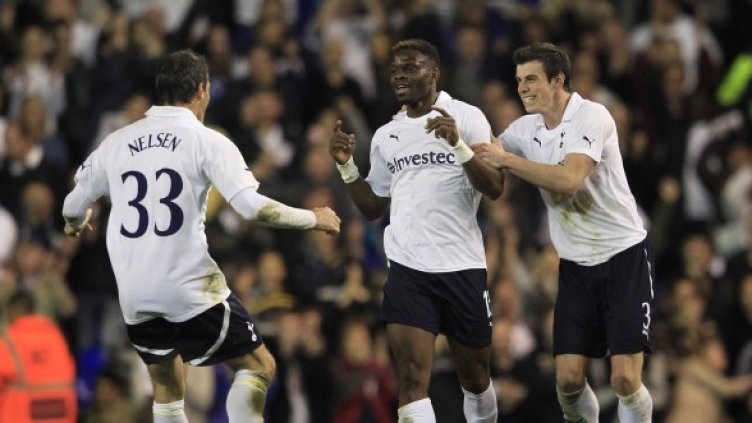 Играчите на Тотнъм празнуват гол във вратана на съперника. Снимка: Reuters
