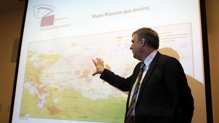 Путин ще се опита да промени ролята си и ще преследва по-агресивно целта си - възстановяване на позициите на Русия като водещата световна сила. Снимка: пресофис на Ивайло Калфин