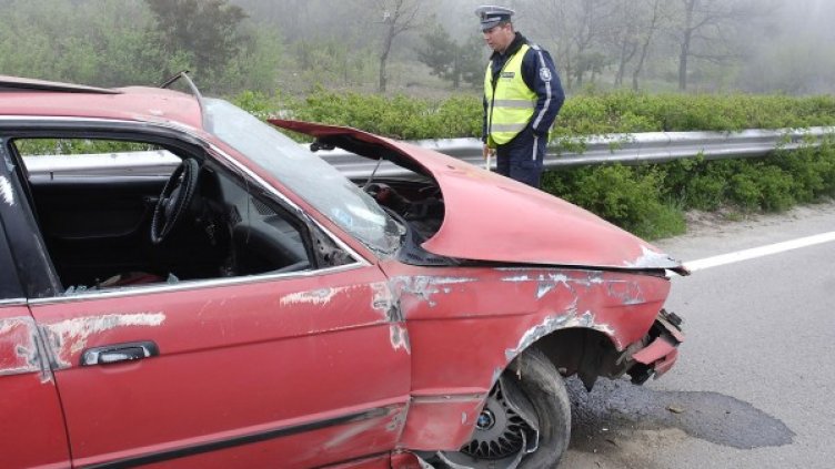 Според новия НК вина ще носят и собствениците, дали колите си на пияни шофьори. Снимка:Архив Булфото