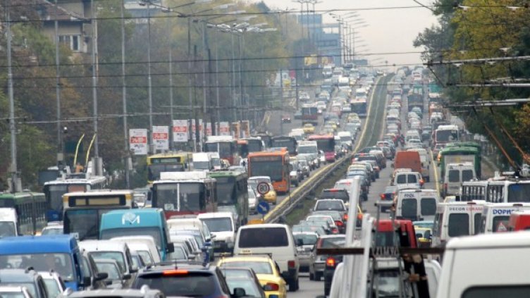 От КАТ ще контролират трафика по празниците. Снимка: Булфото