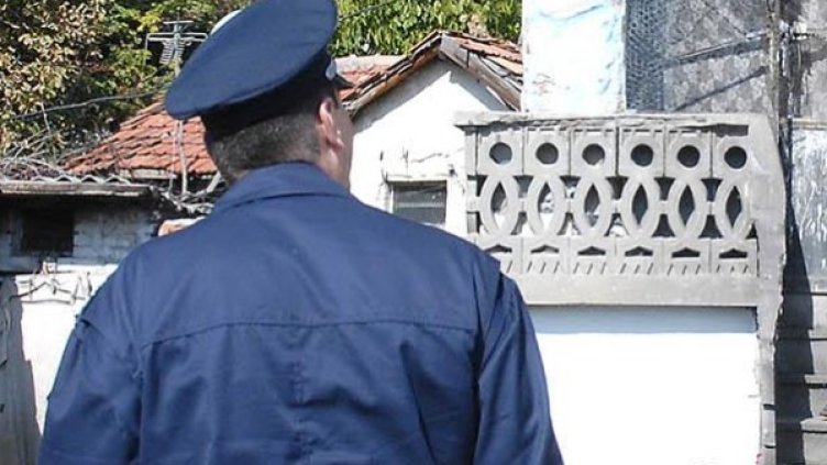 Задържаха държавна служителка от Кнежа с подкуп от 320 лв.