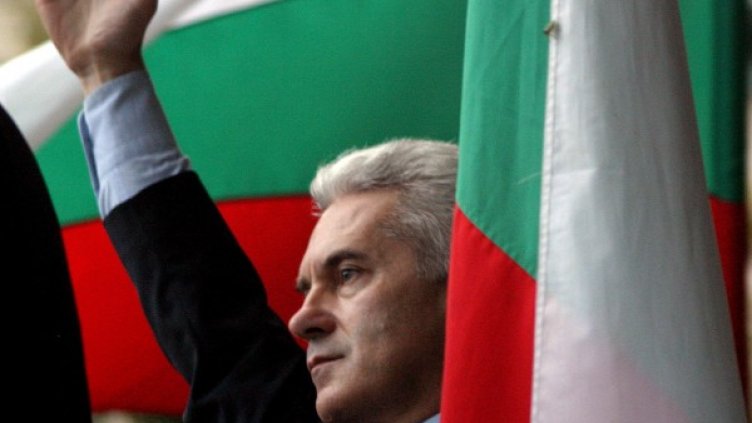 Сидеров обърна гръб на Станишев. Снимка: Impact Press Group