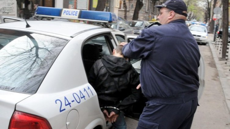 Двамата са задържани. Снимка: архив Булфото