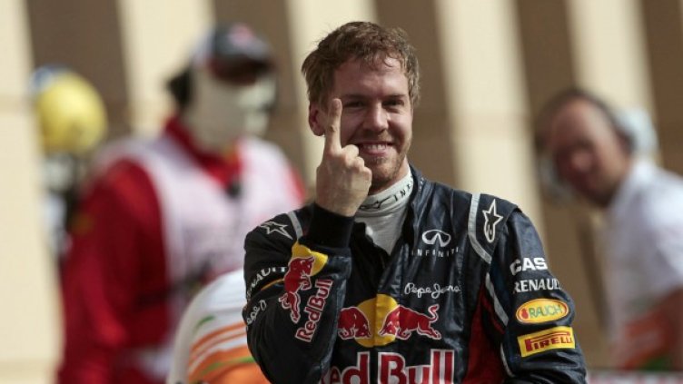 Себастиан Фетеб ще стартира от първа позиция в Бахрейн. Снимка: Reuters