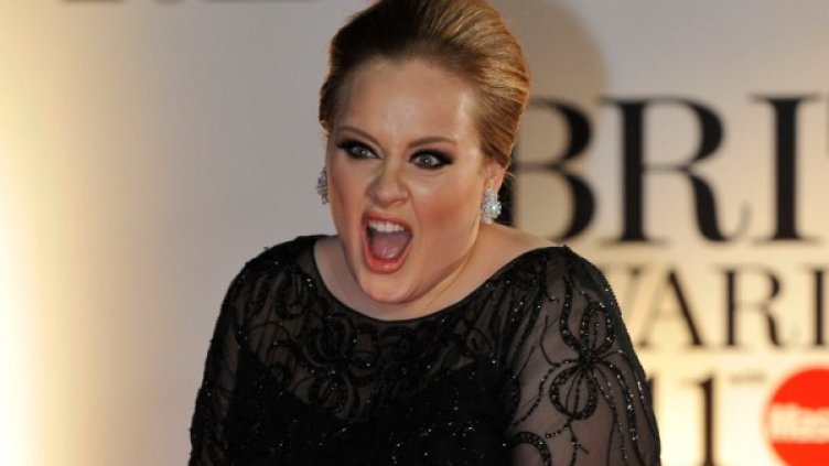 Албумът на Адел продължава да е на върха повече от година. Снимка: Reuters