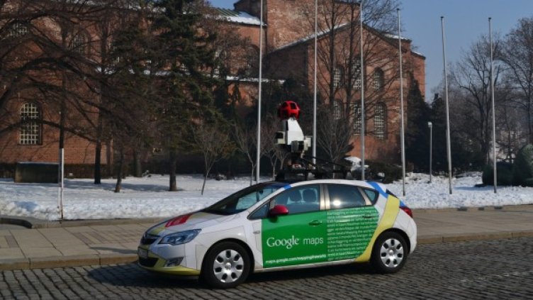 Колите на Google вече снимат и в България. Снимка: Google